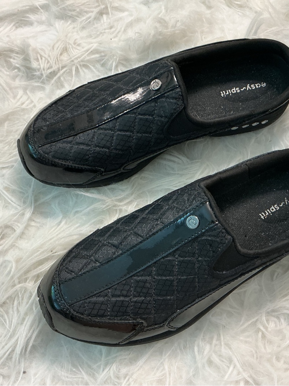 Easy Spirit Womens Black Patent Quilted Slip-On Shoes
